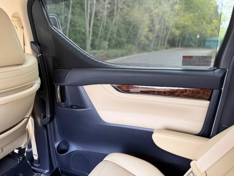 Used Toyota Alphard 2018 for sale - 76407193: Photo 34