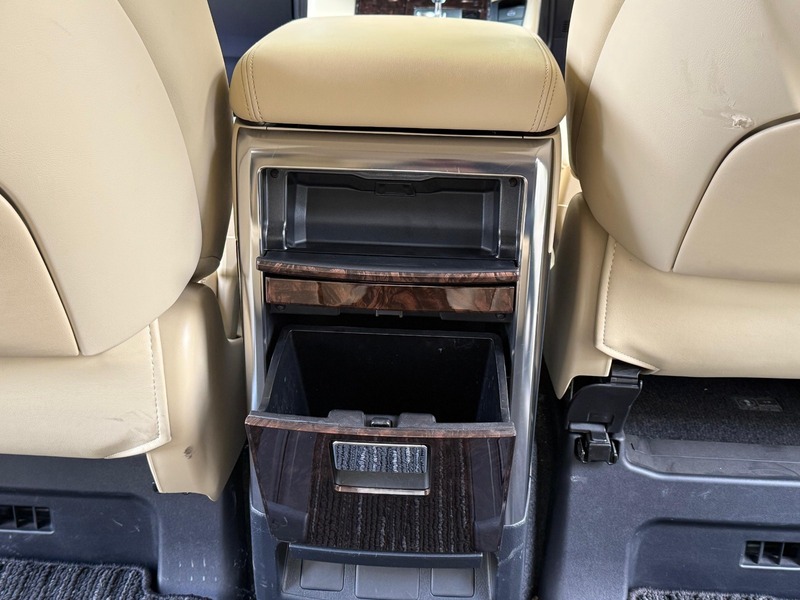 Used Toyota Alphard 2018 for sale - 76407193: Photo 38