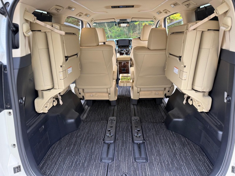 Used Toyota Alphard 2018 for sale - 76407193: Photo 45