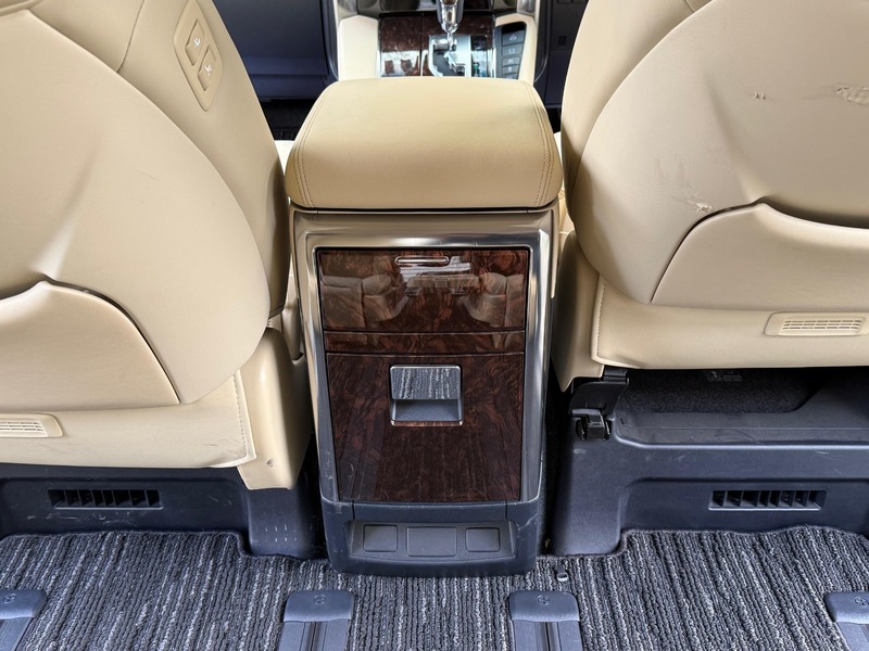 Used Toyota Alphard 2018 for sale - 76407193: Photo 46