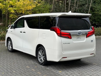 Used Toyota Alphard 2018 for sale - 76407193: Photo