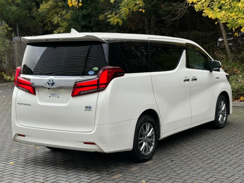 Used Toyota Alphard 2018 for sale - 76407193: Photo 5