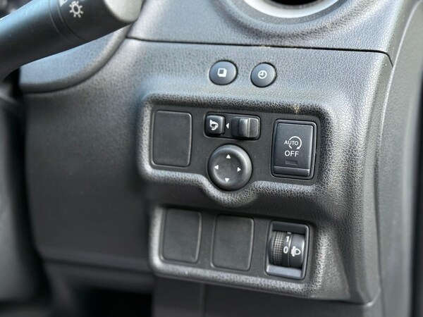 Used Nissan Note 2014 for sale - 76264339: Photo 25