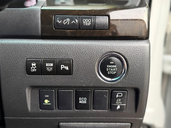 Used Toyota Vellfire 2013 for sale - 76163733: Photo 12