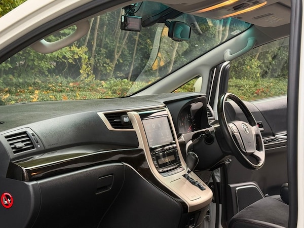 Used Toyota Vellfire 2013 for sale - 76163733: Photo 17