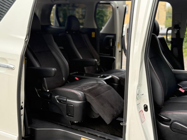 Used Toyota Vellfire 2013 for sale - 76163733: Photo 28