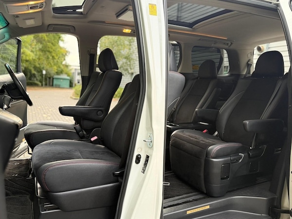Used Toyota Vellfire 2013 for sale - 76163733: Photo 30
