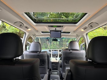 Used Toyota Vellfire 2013 for sale - 76163733: Photo 3
