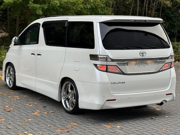 Used Toyota Vellfire 2013 for sale - 76163733: Photo 6