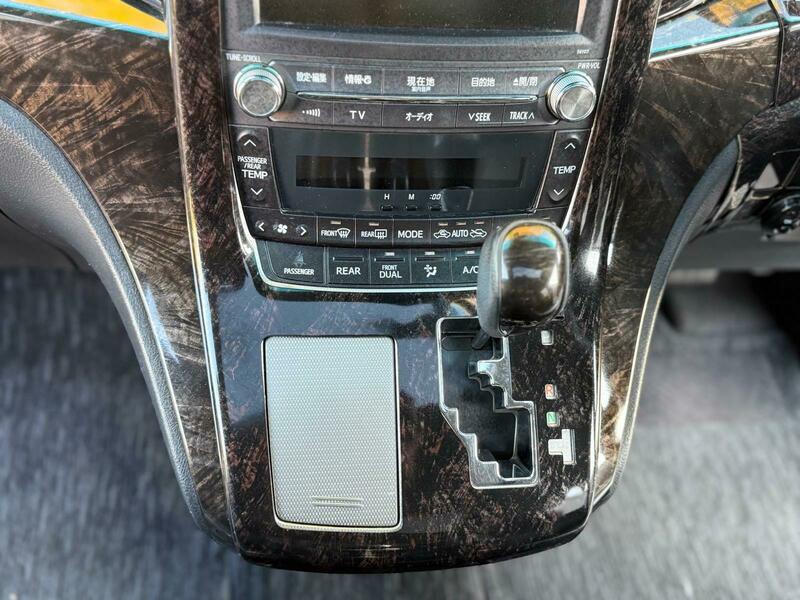 Used Toyota Vellfire 2025 for sale - 76323865: Photo 15