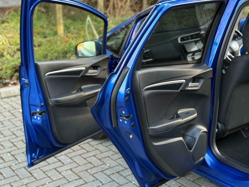 Used Honda Jazz 2015 for sale - 77694001: Photo 15