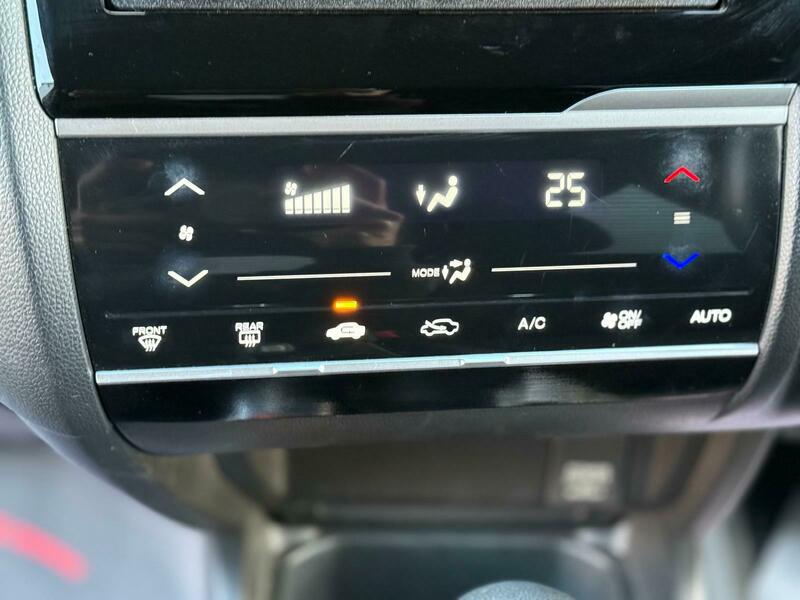 Used Honda Jazz 2015 for sale - 77694001: Photo 29