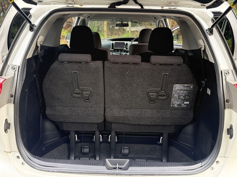 Used Toyota Estima 2012 for sale - 77452722: Photo 13