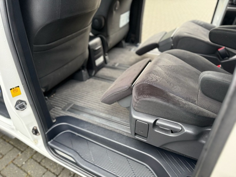 Used Toyota Estima 2012 for sale - 77452722: Photo 20