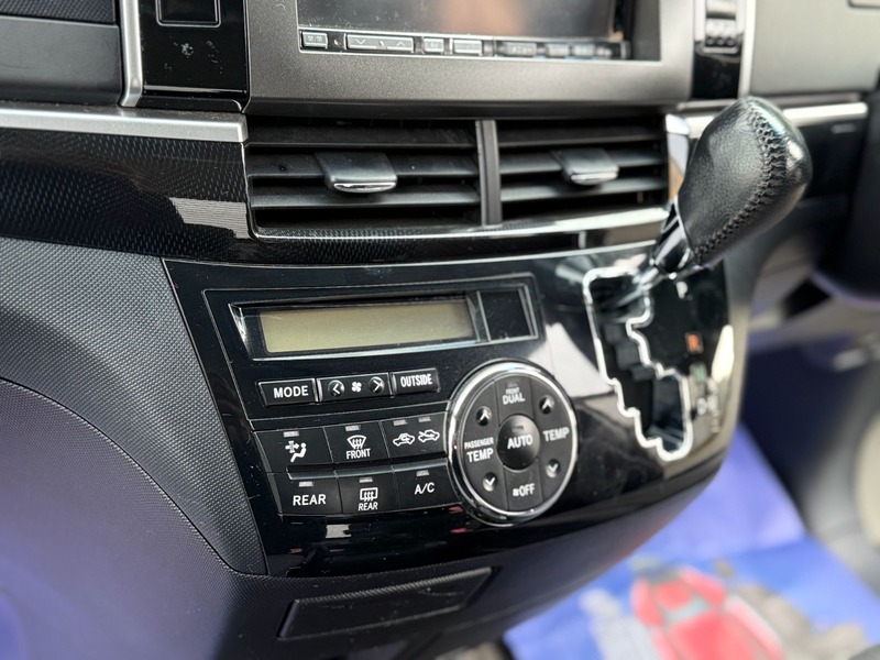 Used Toyota Estima 2012 for sale - 77452722: Photo 32