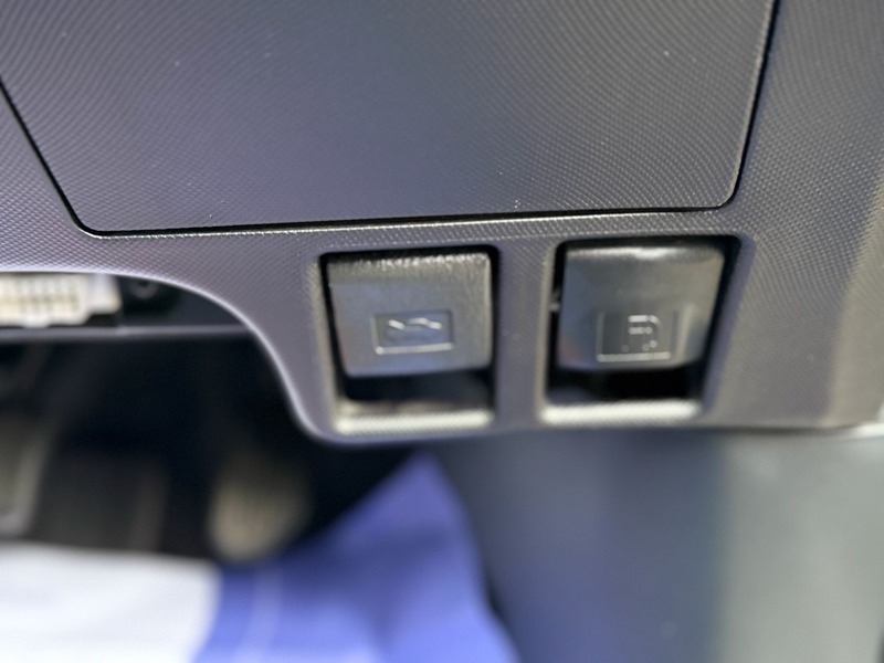 Used Toyota Estima 2012 for sale - 77452722: Photo 41