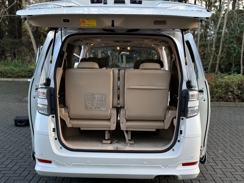 Used Toyota Vellfire 2013 for sale - 77236922: Photo 31