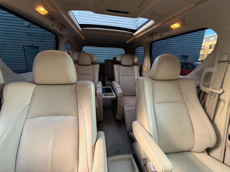 Used Toyota Vellfire 2013 for sale - 77236922: Photo 34