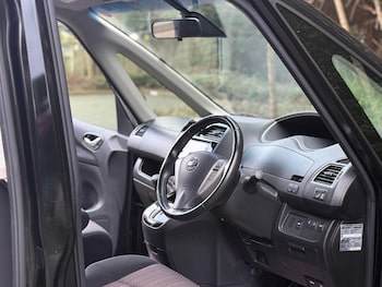 Used Nissan Serena 2015 for sale - 78518356: Photo