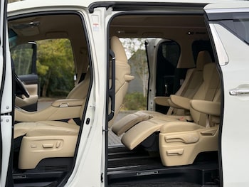 Used Toyota Alphard 2018 for sale - 78497115: Photo