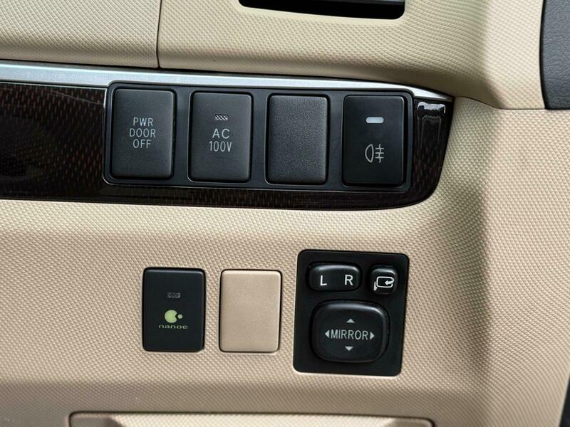 Used Toyota Estima 2012 for sale - 76605316: Photo 41