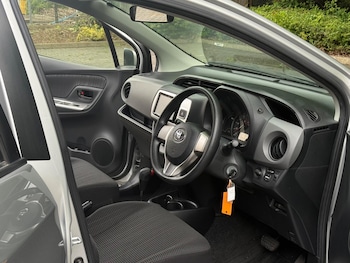 Used Toyota Yaris 2014 for sale - 78608778: Photo