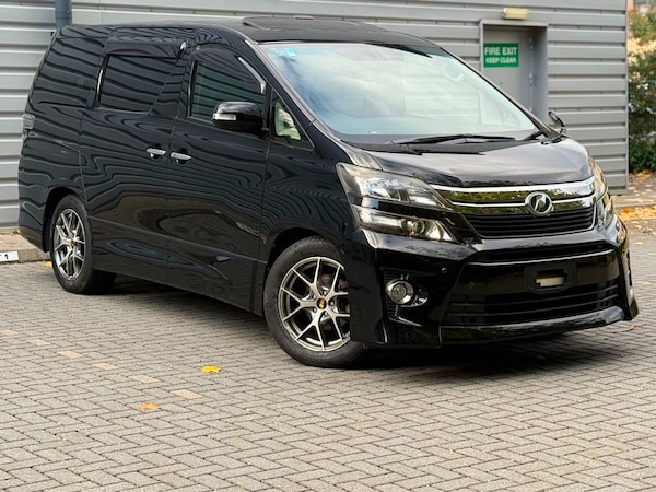 Used Toyota Vellfire 2013 for sale - 76178599: Photo 1
