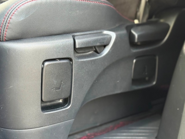 Used Toyota Vellfire 2013 for sale - 76178599: Photo 20
