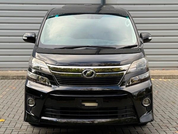 Used Toyota Vellfire 2013 for sale - 76178599: Photo 2