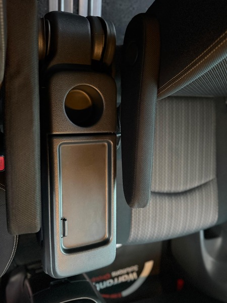 Used Nissan Serena 2025 for sale - 76570775: Photo 23