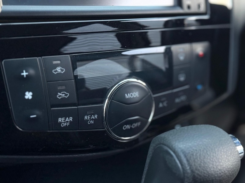 Used Nissan Serena 2025 for sale - 76570775: Photo 24