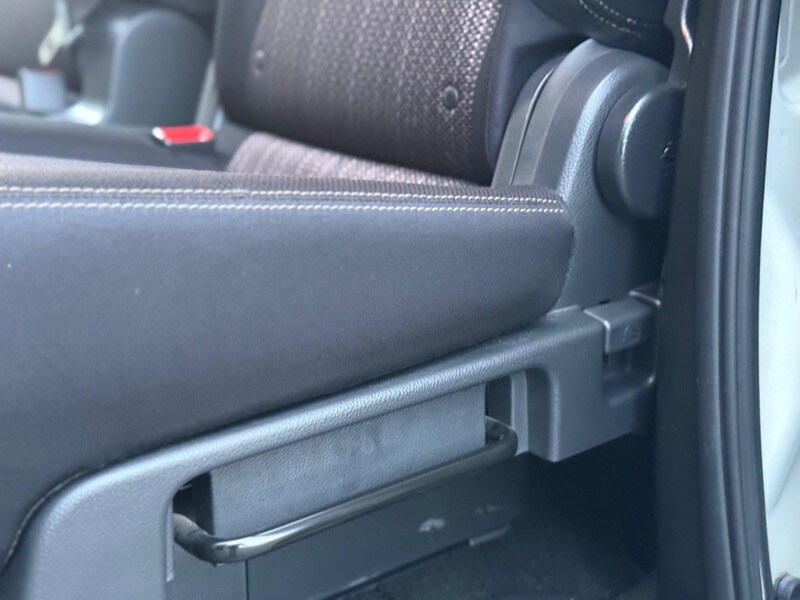 Used Nissan Serena 2025 for sale - 76570775: Photo 38