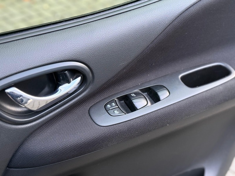 Used Nissan Serena 2025 for sale - 76570775: Photo 42