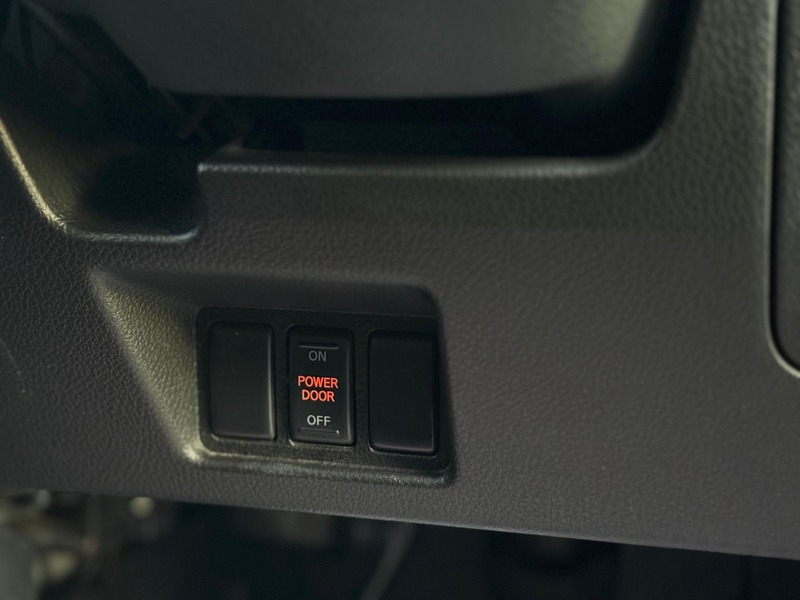 Used Nissan Serena 2025 for sale - 76570775: Photo 49