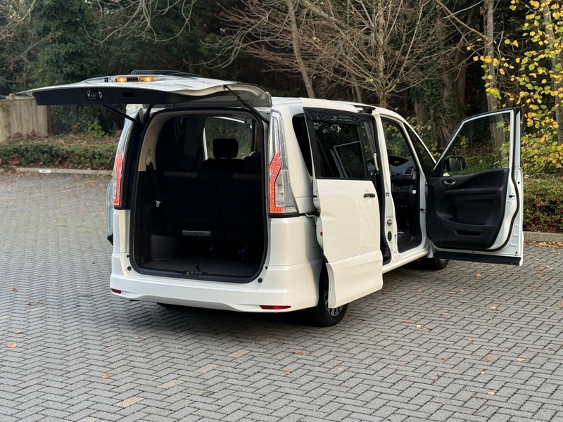 Used Nissan Serena 2025 for sale - 76570775: Photo 6