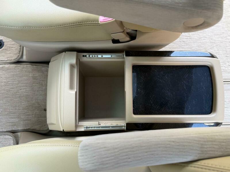 Used Toyota Vellfire 2012 for sale - 78004077: Photo 27