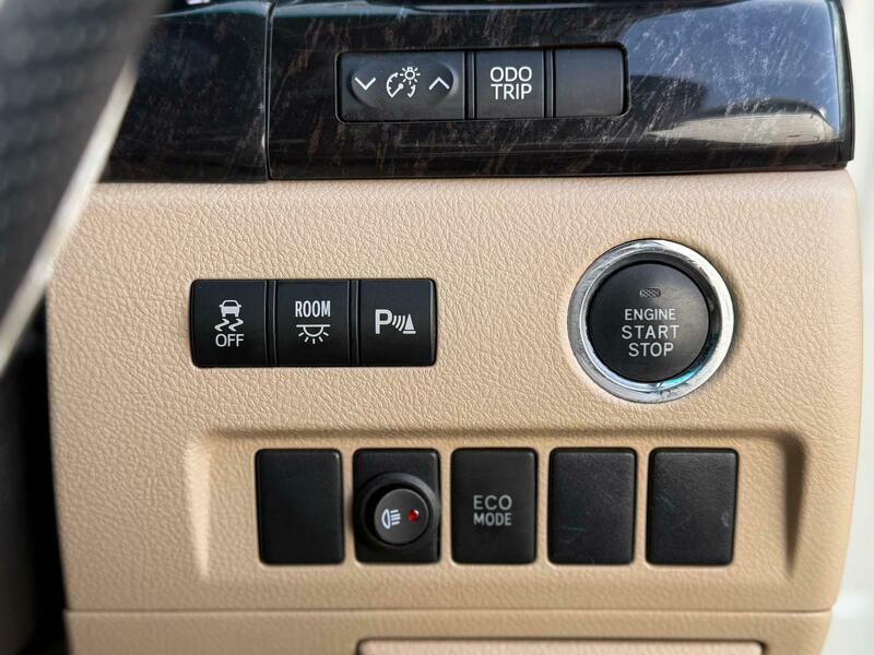 Used Toyota Vellfire 2012 for sale - 78004077: Photo 32