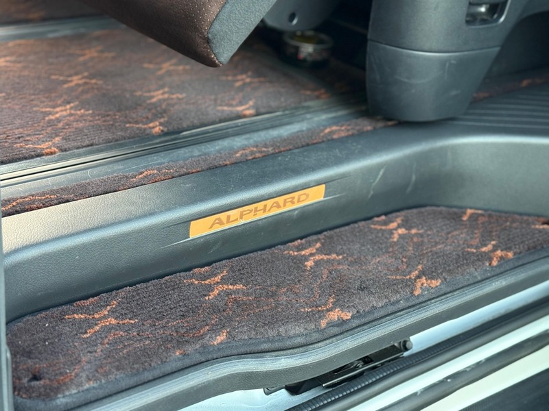 Used Toyota Alphard 2013 for sale - 76910815: Photo 4