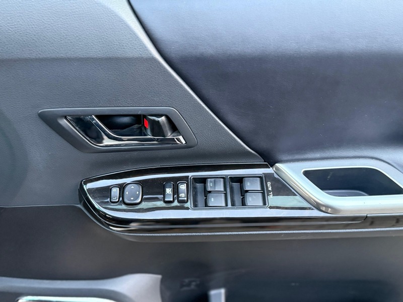 Used Toyota Alphard 2013 for sale - 76910815: Photo 40