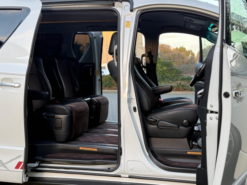 Used Toyota Alphard 2013 for sale - 76910815: Photo 46