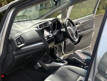 Used Honda Jazz 2014 for sale - 78542060: Photo