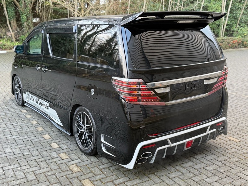 Used Toyota Vellfire 2014 for sale - 77452721: Photo 2