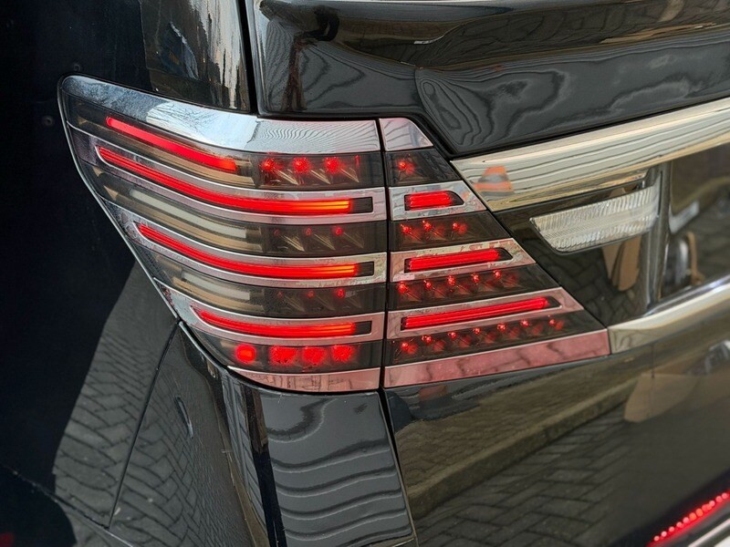 Used Toyota Vellfire 2014 for sale - 77452721: Photo 40