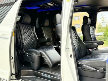 Used Toyota Vellfire undefined for sale - 76986592: Photo