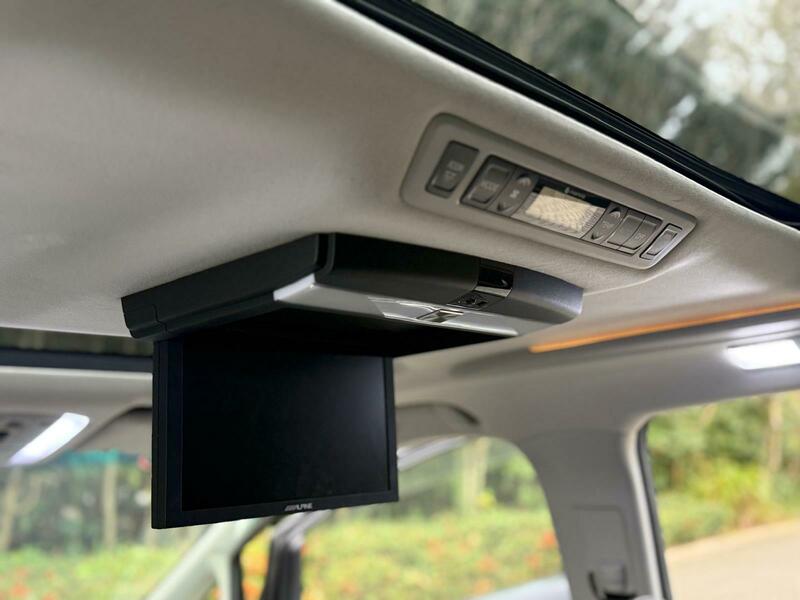 Used Toyota Alphard 2012 for sale - 76655567: Photo 24