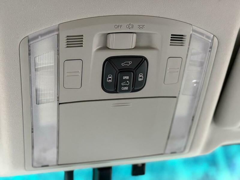 Used Toyota Alphard 2012 for sale - 76655567: Photo 26