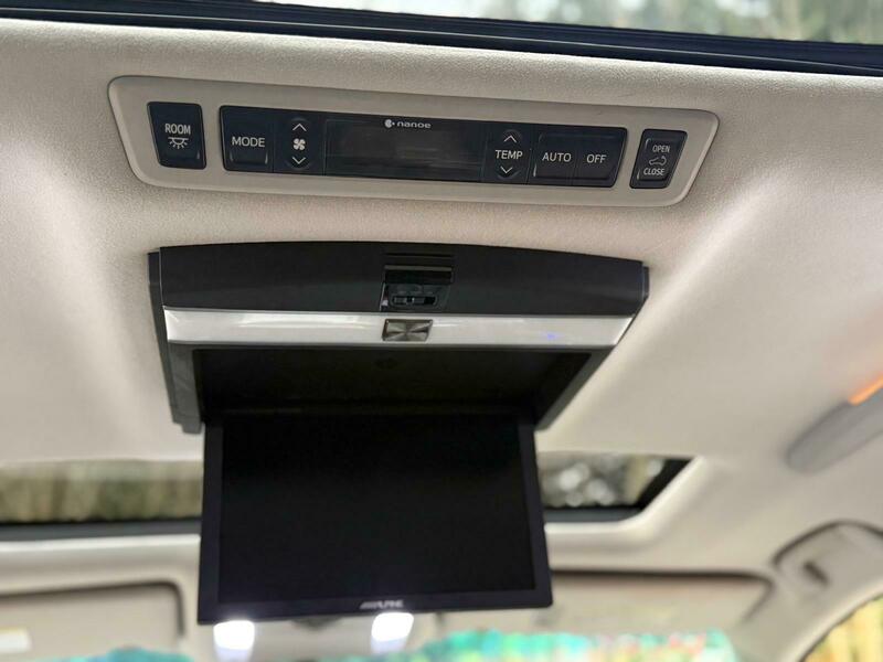 Used Toyota Alphard 2012 for sale - 76655567: Photo 38