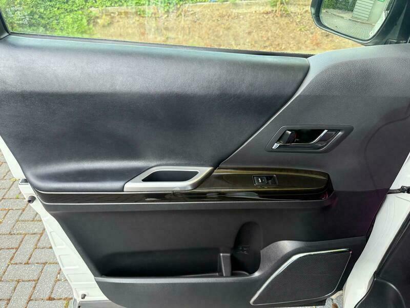 Used Toyota Alphard 2014 for sale - 76941700: Photo 21