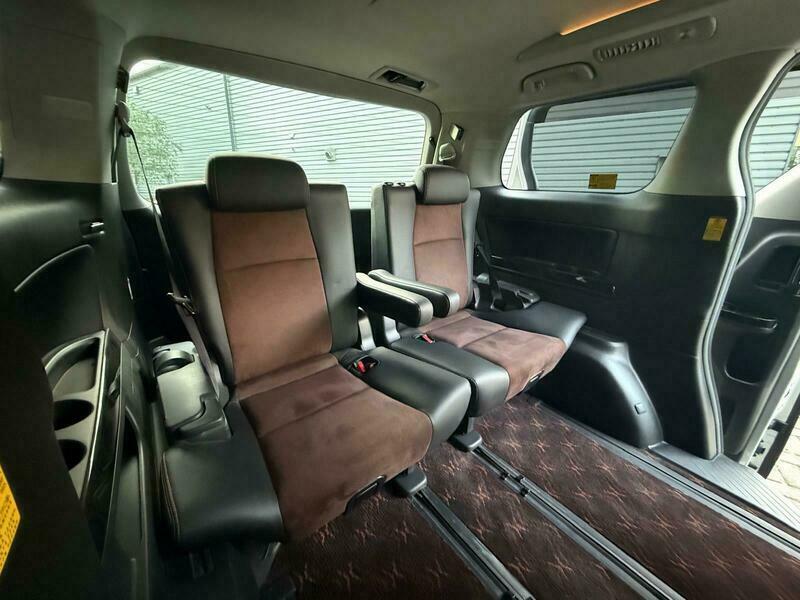 Used Toyota Alphard 2014 for sale - 76941700: Photo 23