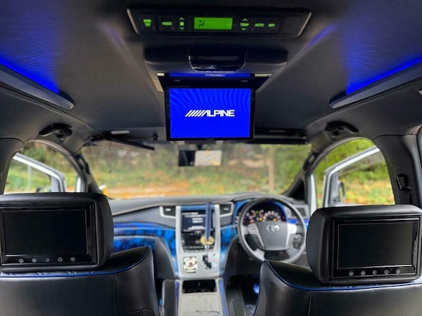 Used Toyota Vellfire 2013 for sale - 76163741: Photo 10